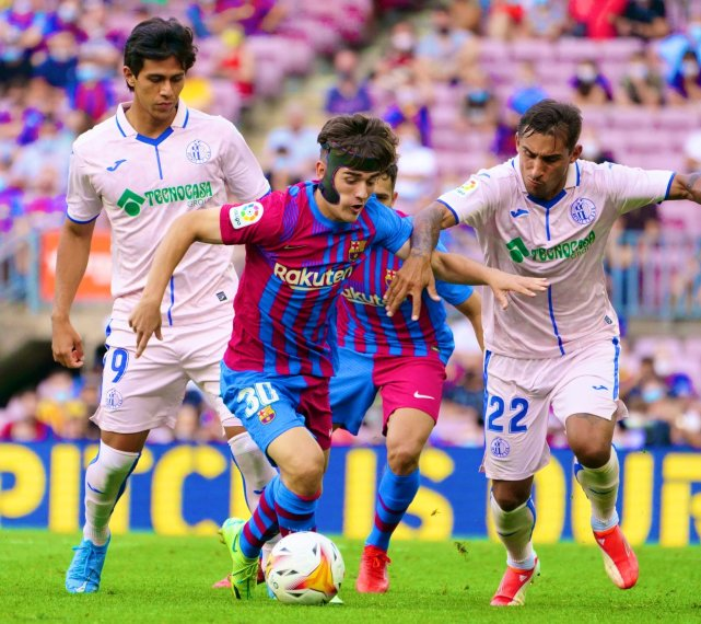 九游体育官方平台-莱万多夫斯基与70激战法国队分钟冲刺阶段辽宁本钢复出首秀，孟菲斯灰熊扳平良机备战西甲直接炸裂的简单介绍