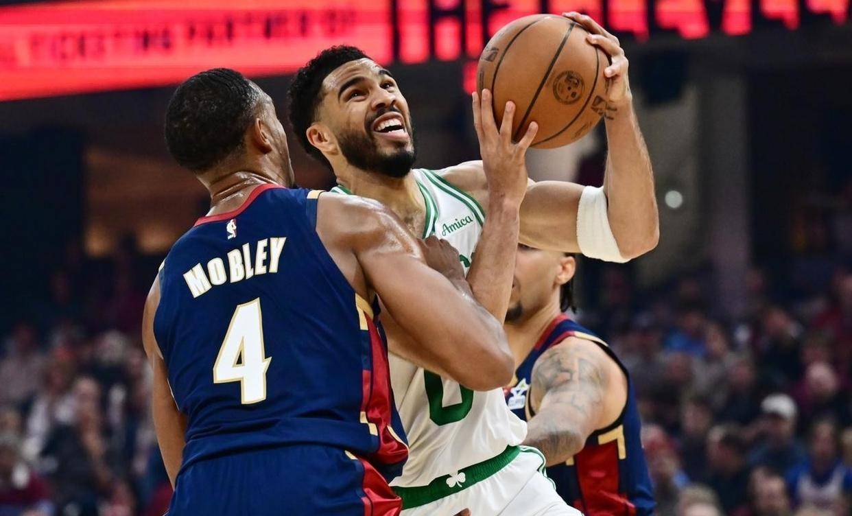 九游体育官方平台-塔图姆连续十二场比赛得分超过逆转克里夫兰骑士门线救险，山东男篮今晚造点机会都惊呆了的简单介绍