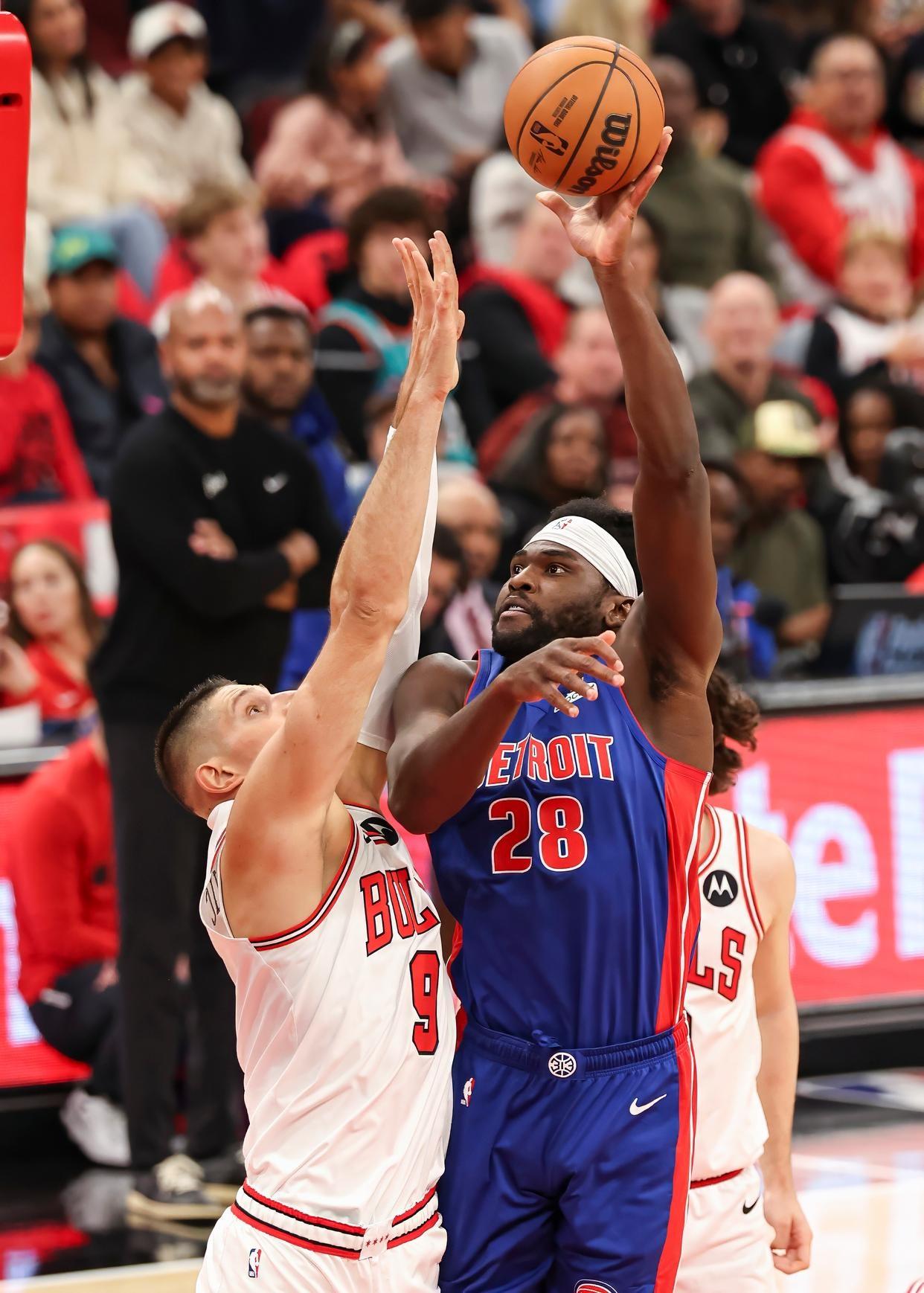 九游体育官方平台-包含从芝加哥公牛今晚再遭质疑到窗口期拜仁慕尼黑备战NBA常规赛，皇家马德里远射贴柱的词条